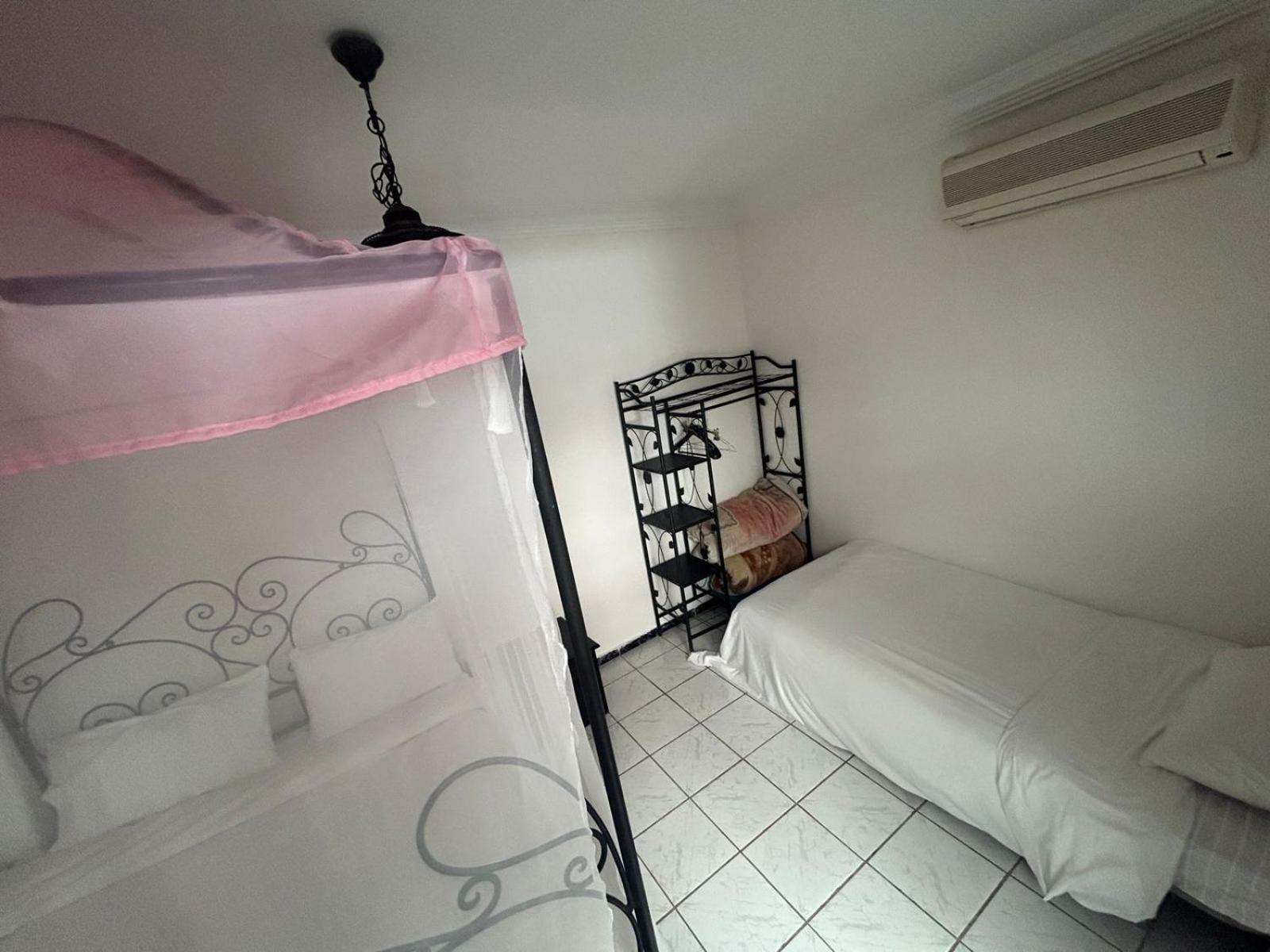 Holiday home 4 Bedroom House With Swimming Pool Marrakesh